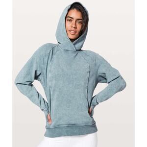 Lululemon Scuba Pullover- Size 8- Washed Blue Charcoal